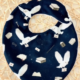 Bavoir hiboux magiques