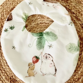 Bavoir fraise (cueillent)